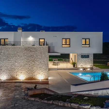 Villa Modern M30 With Private Pool, 3 En-suite Bedrooms